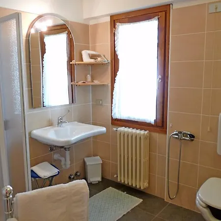 Hotel La Rosa 3*