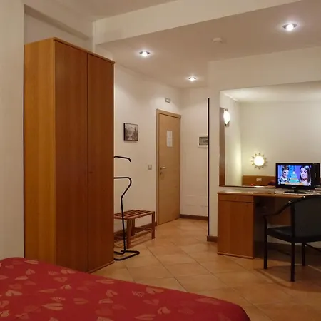 La Rosa Hotel 3*