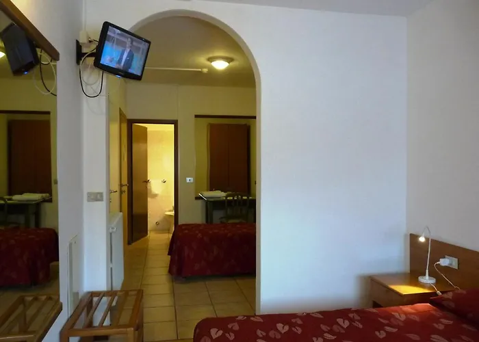 Hotel La Rosa Hotel 3*