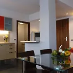 La Rosa ホテル 3*
