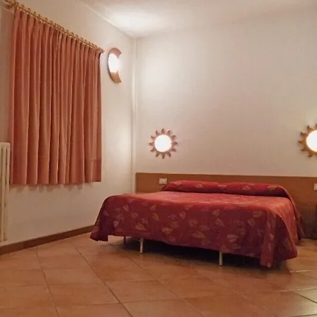 La Rosa 3*