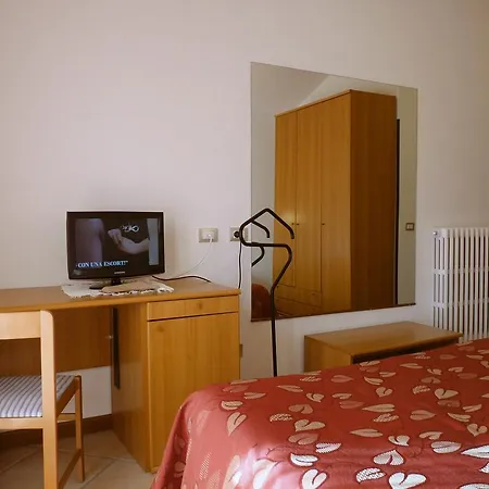 Hotel La Rosa Hotel 3*