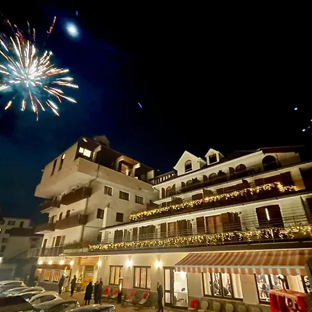 Отель Hotel La Rosa 3*