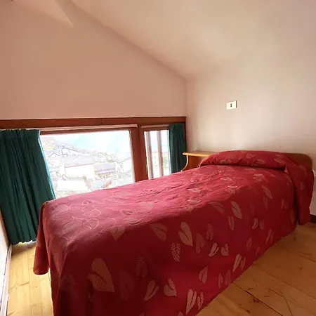 Отель Hotel La Rosa Тельо