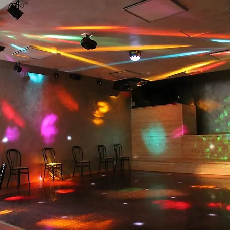 Отель Hotel La Rosa 3*