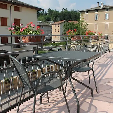 Отель Hotel La Rosa 3*