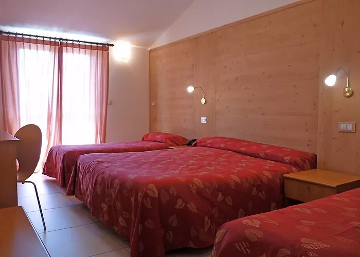 La Rosa 3*